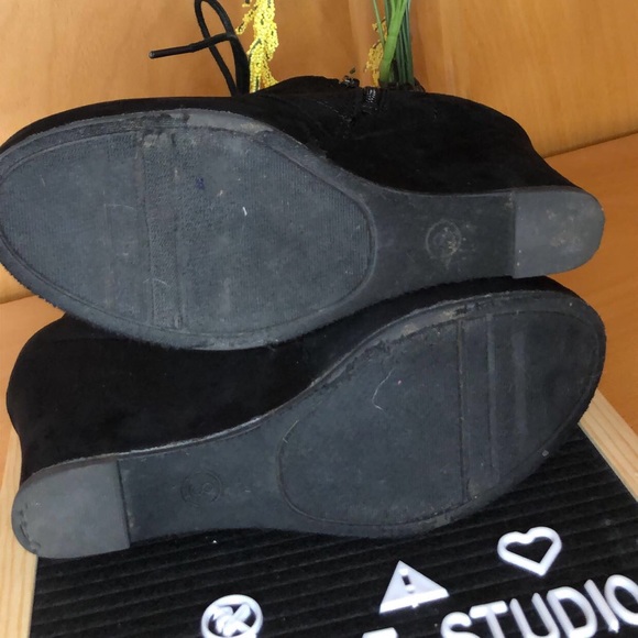 Mossimo Lace Up Wedge Booties - Picture 2 of 4